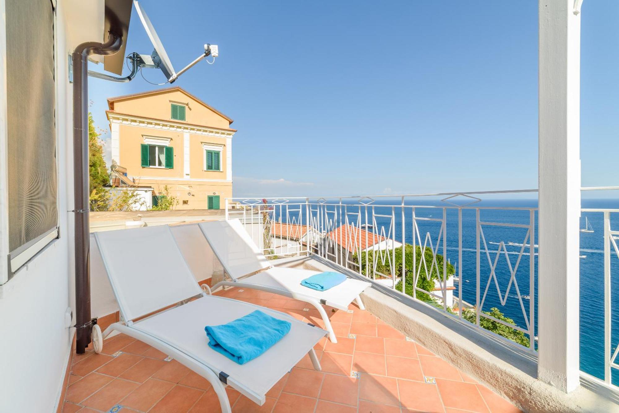 Bed and Breakfast Eden Sul Mare Amalfi Exterior foto